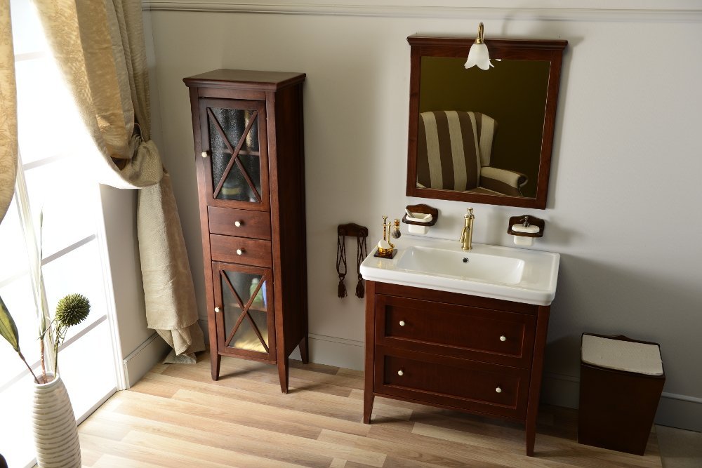 Amenajare baie in stil retro cu mobilier lemn masiv finisaj mahon Amenajare baie in stil retro cu mobilier lemn masiv finisaj mahon