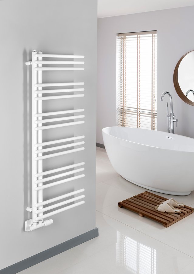 Amenajare baie cu radiator posrtprosop alb Poseidon